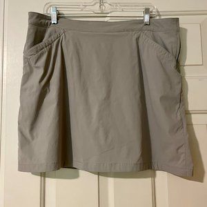 Eddie Bauer Adventurer  Side-Zip Skort, Tan,  Size 12